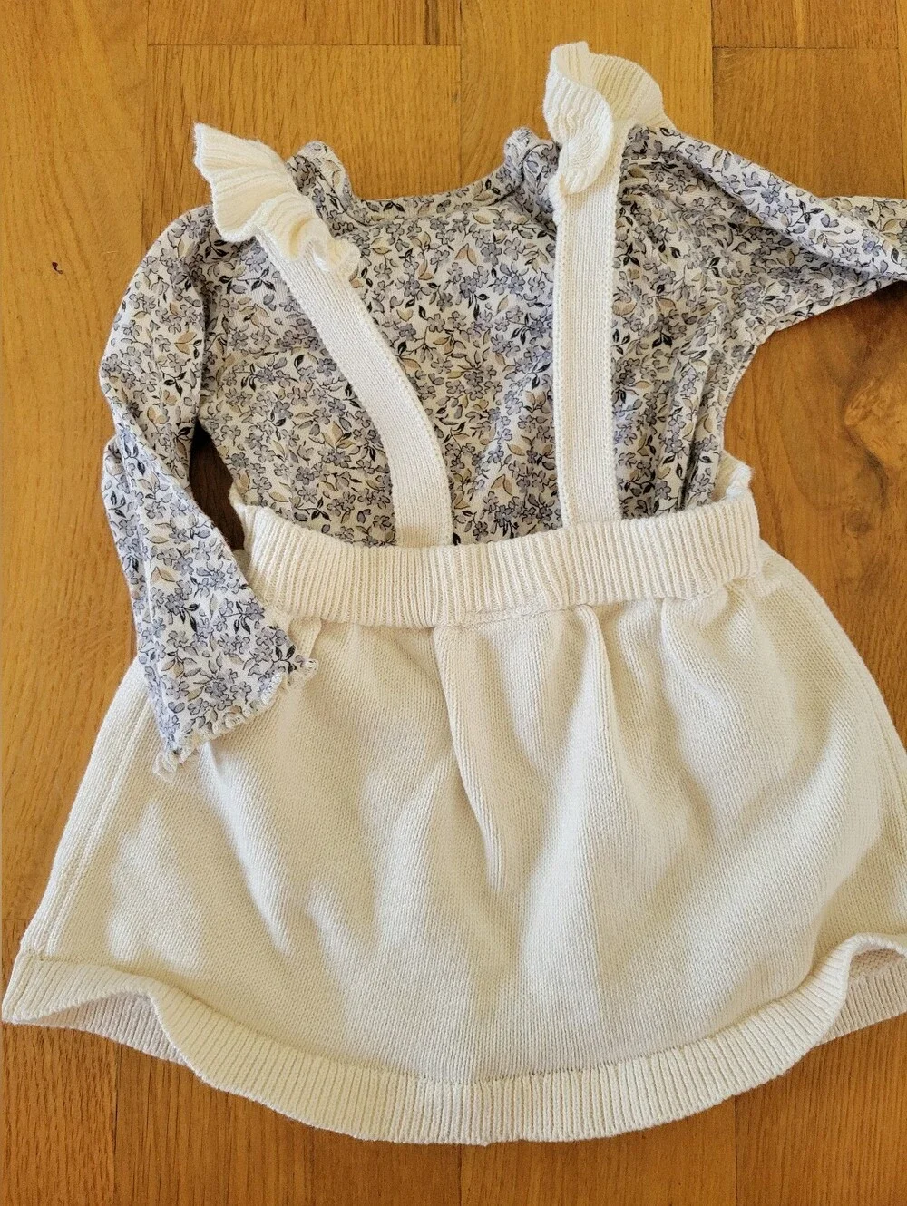 Baby girls size 9 months dress set